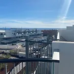 Lejlighed Tranquil Sunny With Private Rooftop *