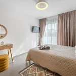 Lejlighed Tranquil Sunny With Private Rooftop *