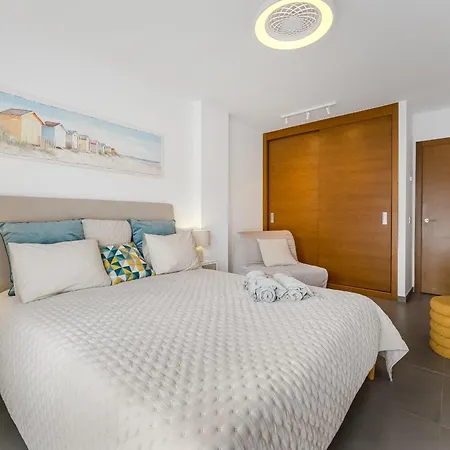 Lejlighed Tranquil Sunny With Private Rooftop *