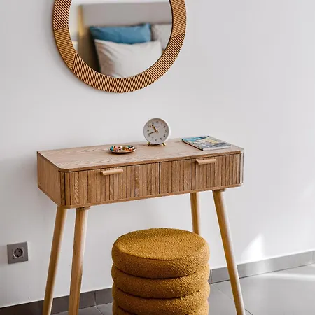 Apartamento Tranquil Sunny With Private Rooftop *